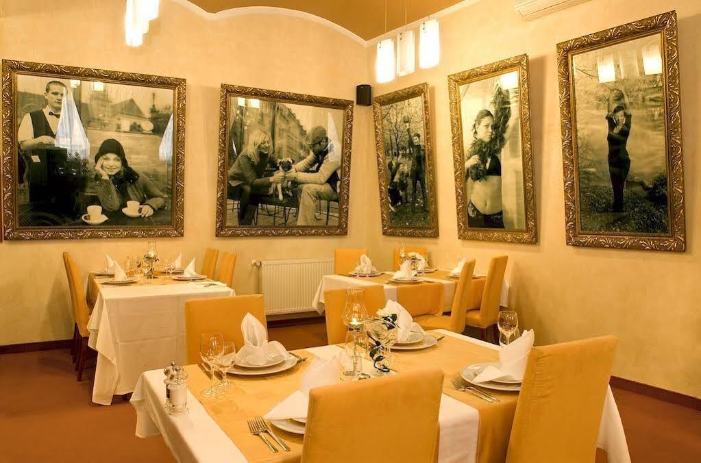 Hotel Academic Zwoleń Zewnętrze zdjęcie